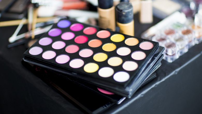 Top 6 Contouring Kits Palettes You Will Love
