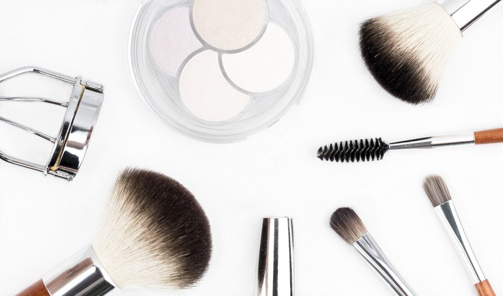 10 Best Makeup Bronzers + Bronzer Guide